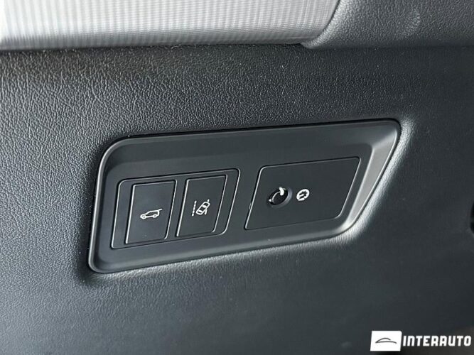 Land Rover Range Rover Sport 54 interauto-car