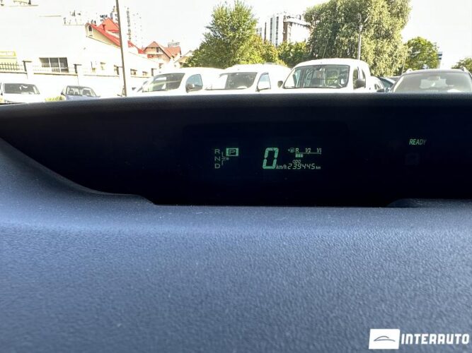 Toyota Prius 35 interauto-car