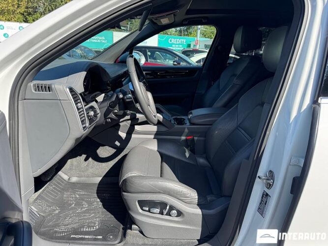 Porsche Cayenne 35 interauto-car