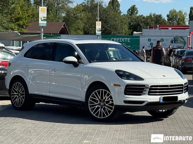 Porsche Cayenne 34 interauto-car