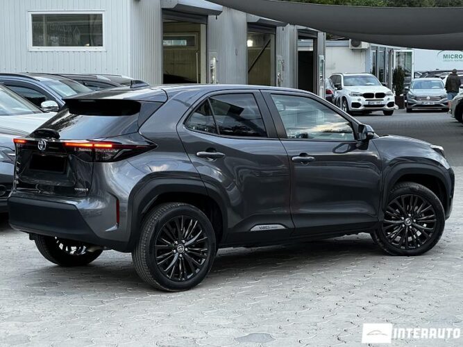 Toyota Yaris Cross 34 interauto-car