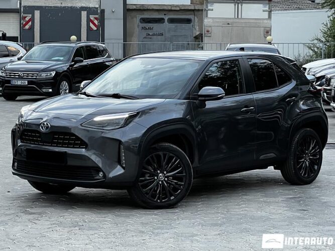 Toyota Yaris Cross 35 interauto-car