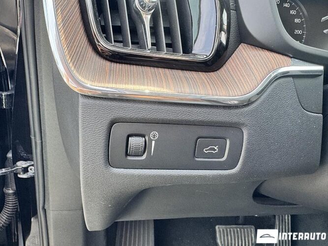 Volvo XC 60 54 interauto-car