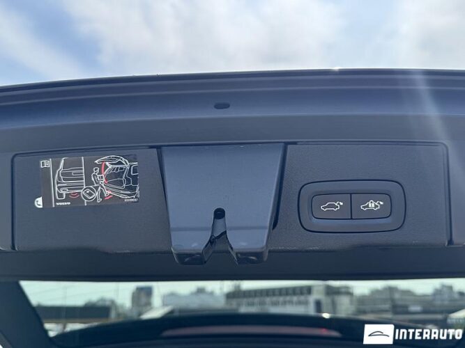 Volvo XC 60 57 interauto-car