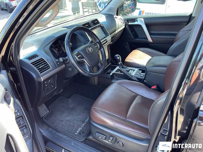 Toyota Land Cruiser Prado 48 interauto-car