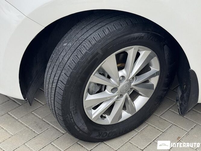 Kia Carnival 49 interauto-car