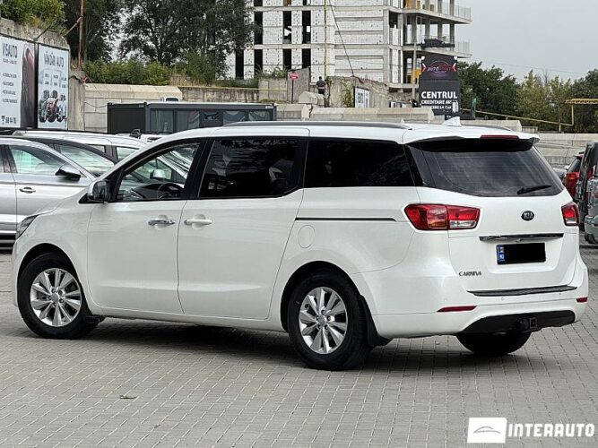 Kia Carnival 35 interauto-car