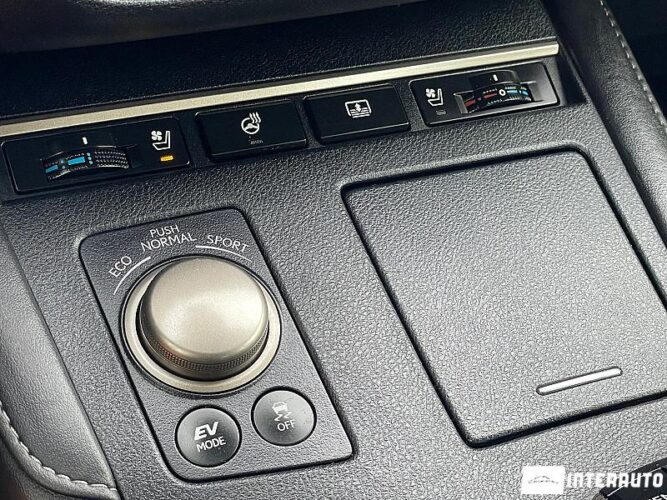 Lexus ES 300h 47 interauto-car