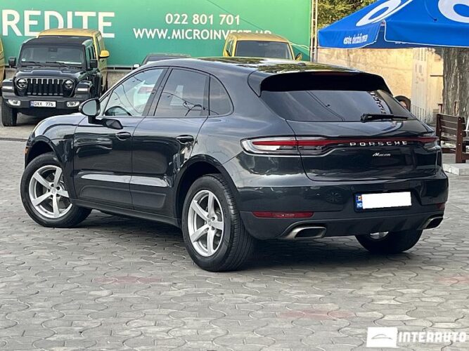 Porsche Macan 35 interauto-car