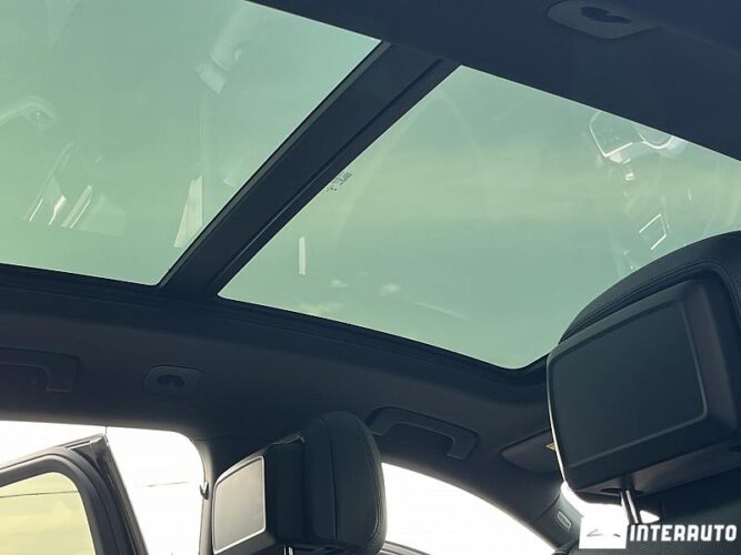 Porsche Macan 48 interauto-car