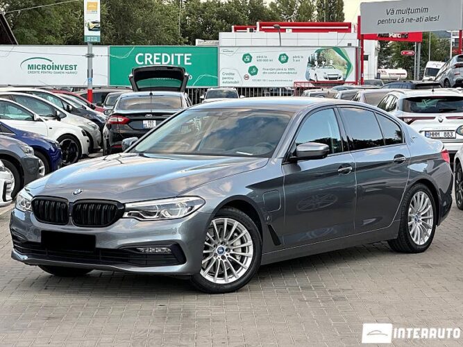 BMW 530e 30 interauto-car