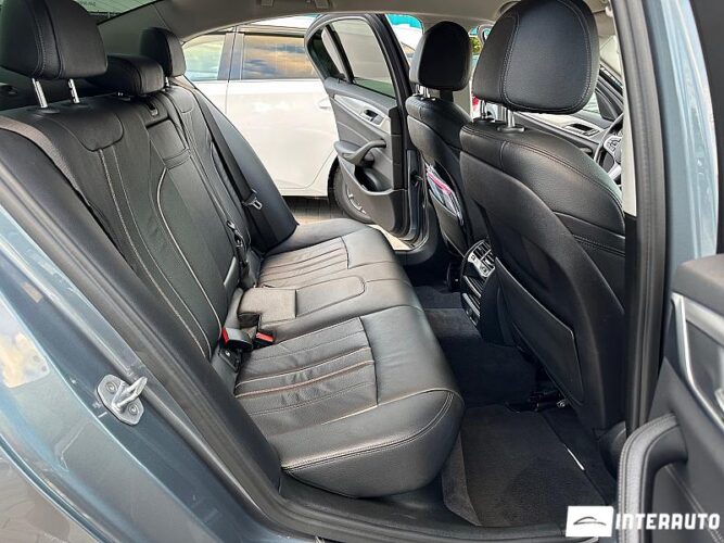BMW 530e 37 interauto-car