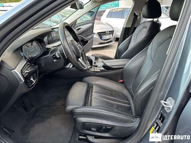 BMW 530e 34 interauto-car