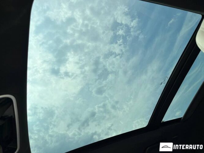 Land Rover Range Rover Velar 47 interauto-car