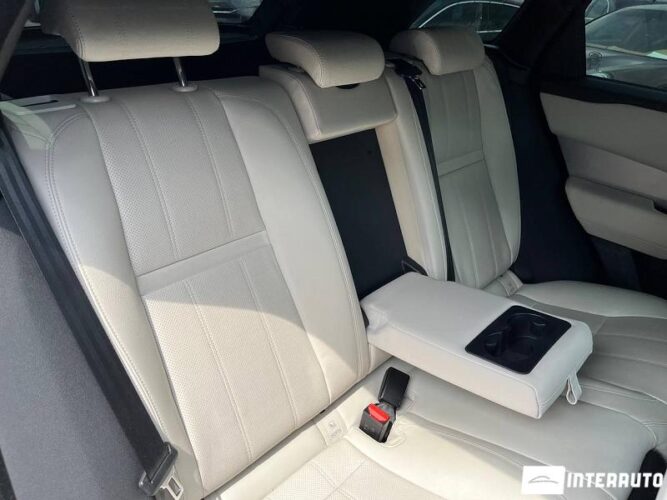 Land Rover Range Rover Velar 49 interauto-car