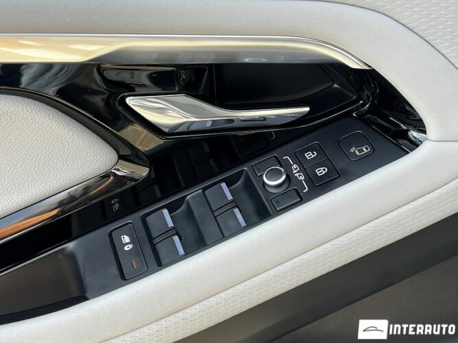 Land Rover Range Rover Evoque 43 interauto-car
