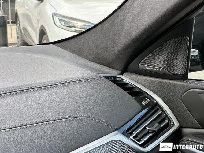 BMW X6 4.0i 46 interauto-car