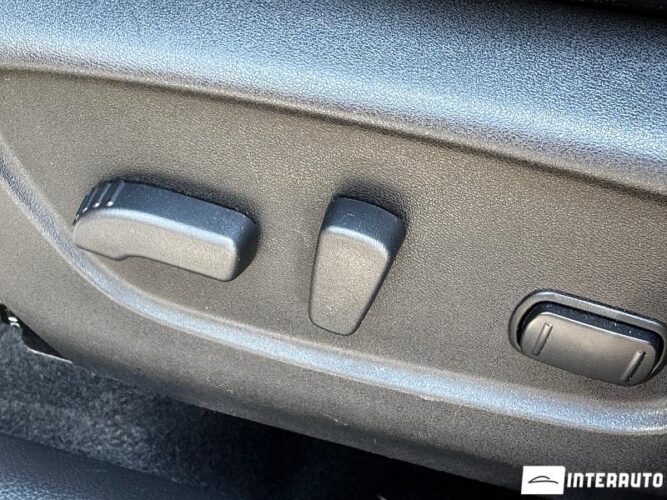 Nissan X-Trail 47 interauto-car