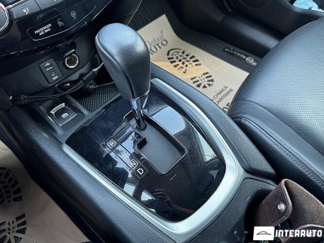 Nissan X-Trail 43 interauto-car