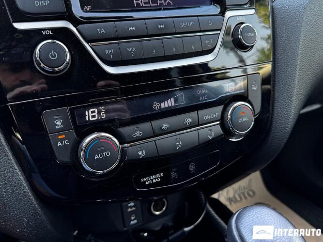 Nissan X-Trail 42 interauto-car