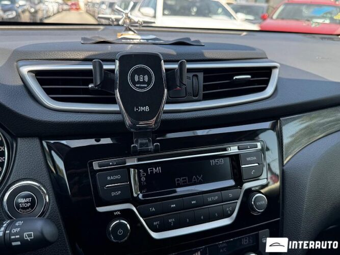 Nissan X-Trail 41 interauto-car