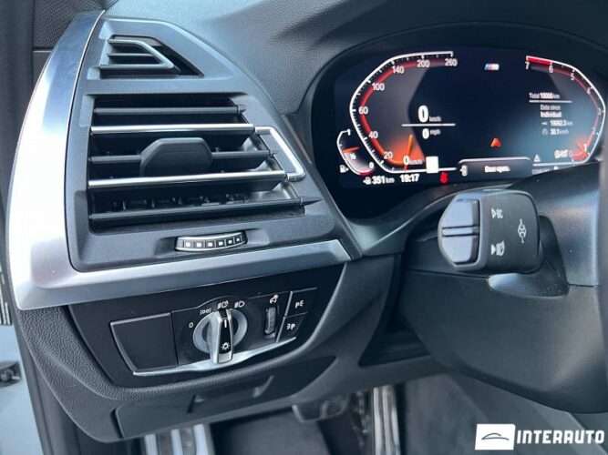 BMW X3 3.0i 47 interauto-car
