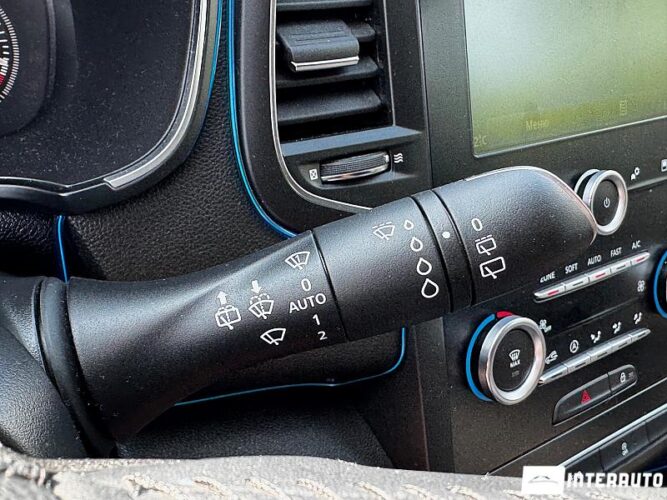 Renault Megane 42 interauto-car