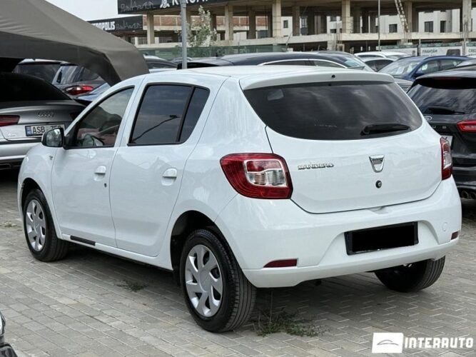 Dacia Sandero 29 interauto-car