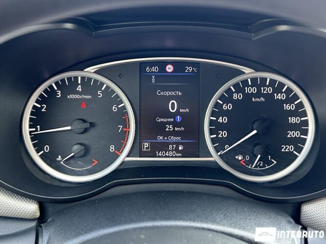 Nissan Micra 39 interauto-car