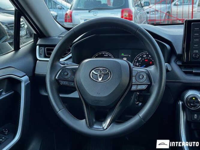 Toyota Rav-4 41 interauto-car