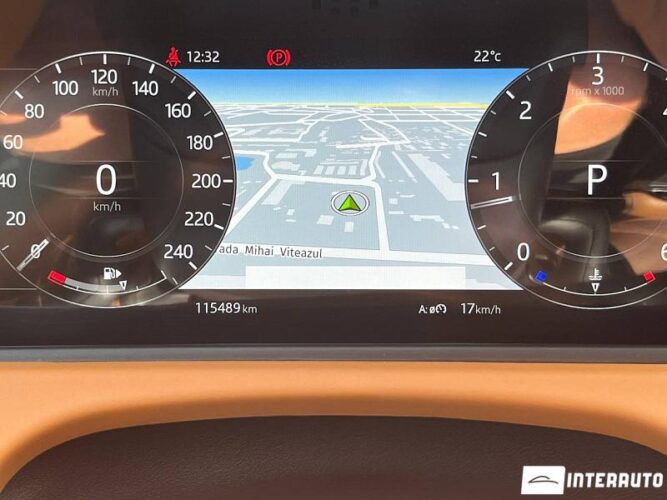 Land Rover Range Rover Velar 41 interauto-car