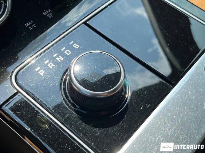Land Rover Range Rover Velar 48 interauto-car