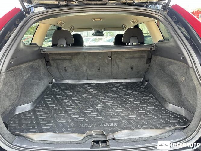 Volvo XC 60 44 interauto-car