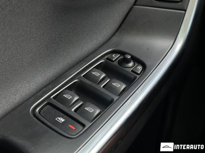 Volvo XC 60 33 interauto-car