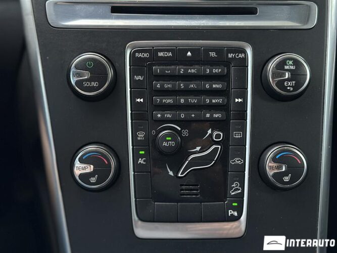 Volvo XC 60 40 interauto-car