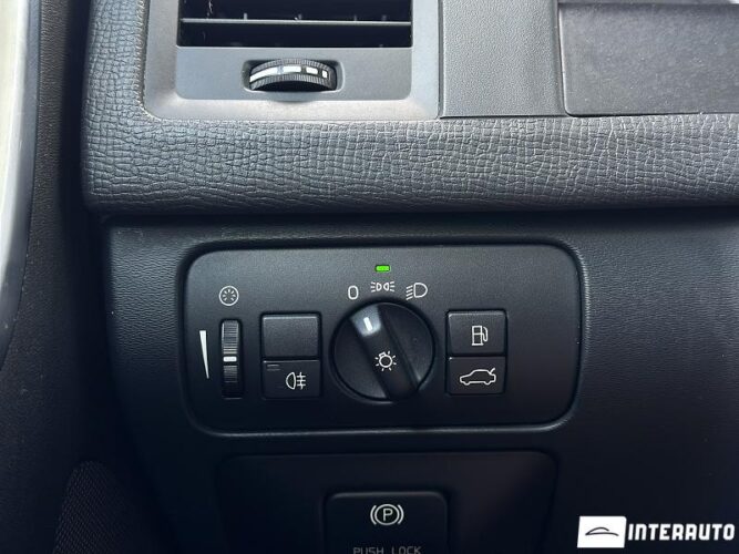 Volvo XC 60 35 interauto-car