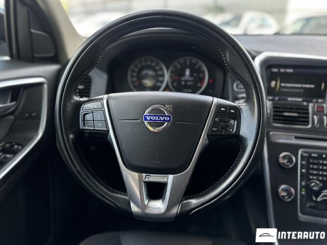 Volvo XC 60 36 interauto-car