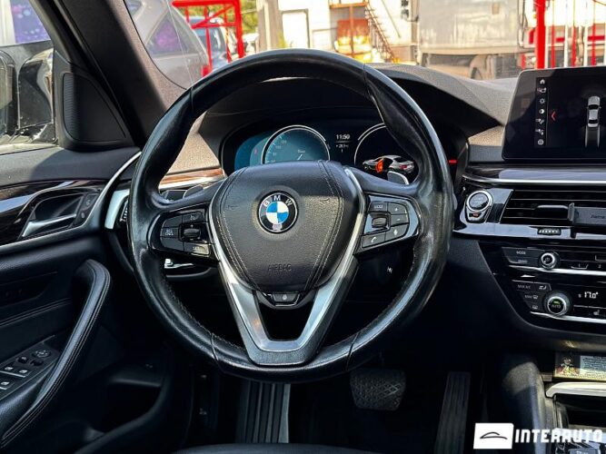 BMW 530 37 interauto-car