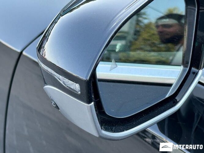 BMW i5 eDrive40 57 interauto-car