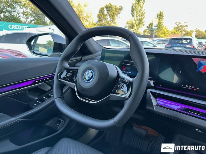 BMW i5 eDrive40 46 interauto-car