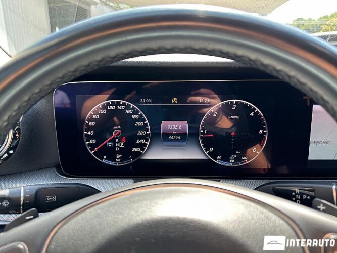 Mercedes E 200 37 interauto-car