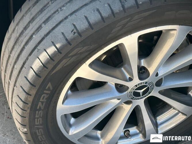 Mercedes E 200 45 interauto-car