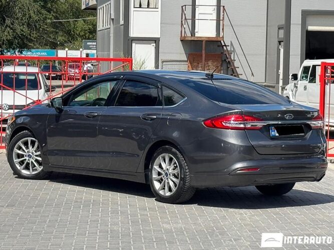 Ford Fusion 29 interauto-car