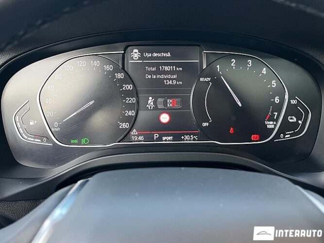 BMW X3 3.0e 41 interauto-car