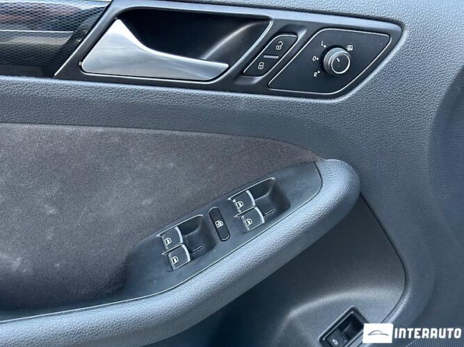 Volkswagen Jetta 45 interauto-car