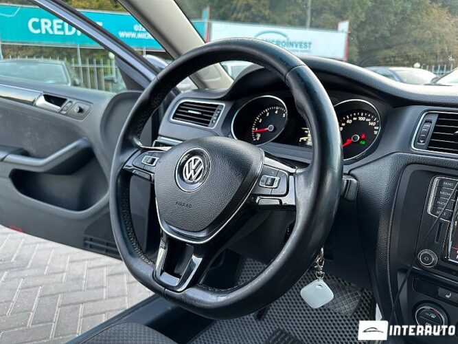 Volkswagen Jetta 40 interauto-car
