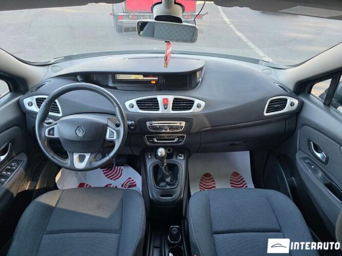 Renault Grand Scenic 30 interauto-car