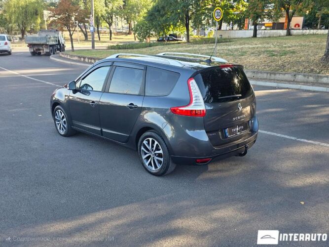 Renault Grand Scenic 29 interauto-car