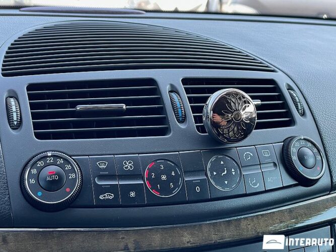 Mercedes E 270 42 interauto-car