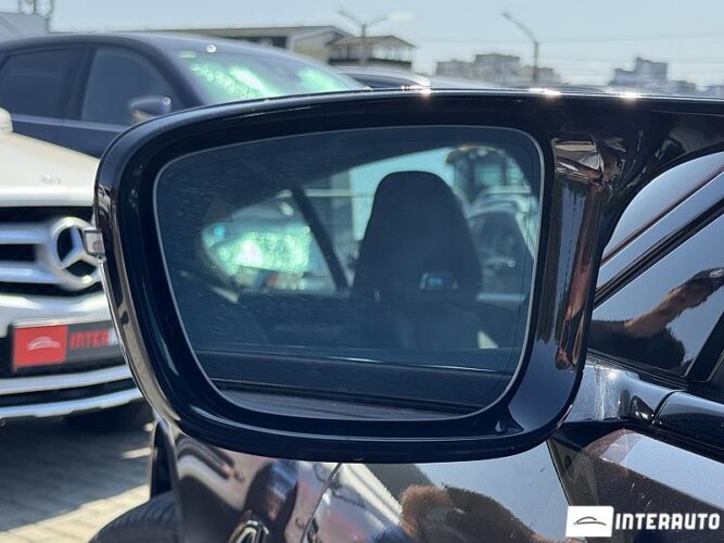 BMW M8 Competition 59 interauto-car